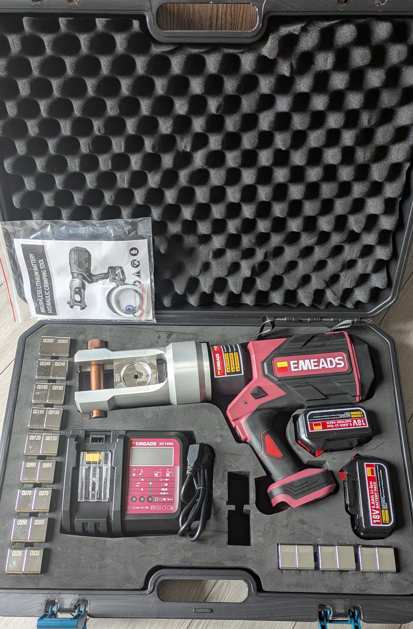 EP-630 Cordless Hydraulic Cable Lug Crimping Machine
