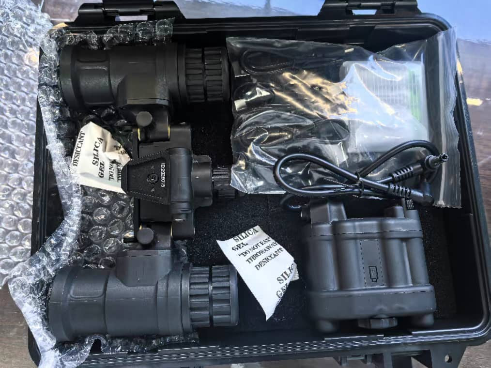 PVS-31S Digital Night Vision Goggles - Square Screen Digital Binoculars
